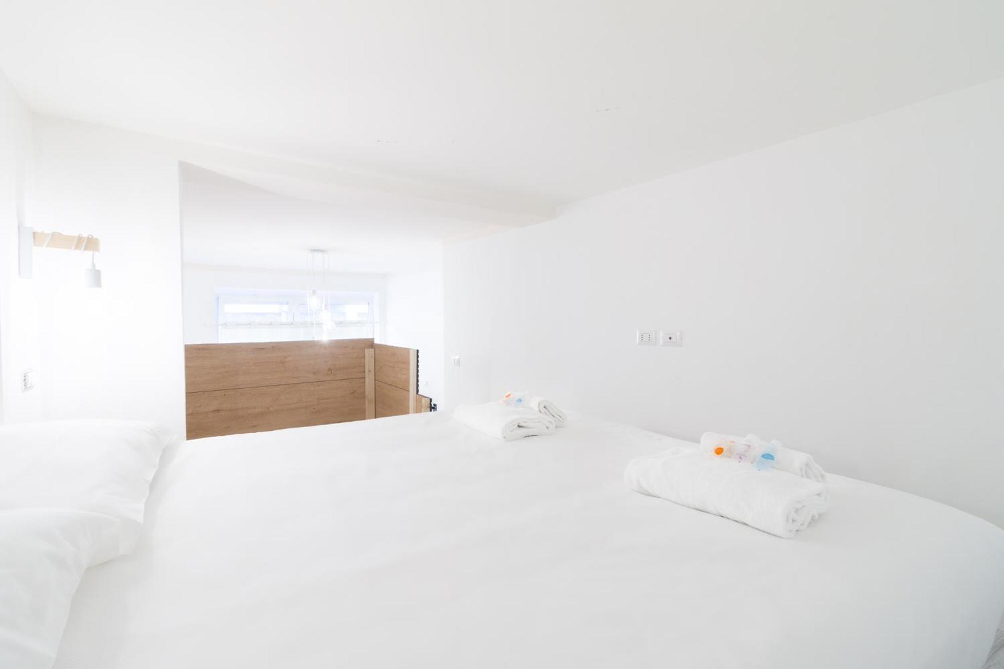 Nel Cuore Dei Navigli - Home Suite Milan Exterior photo